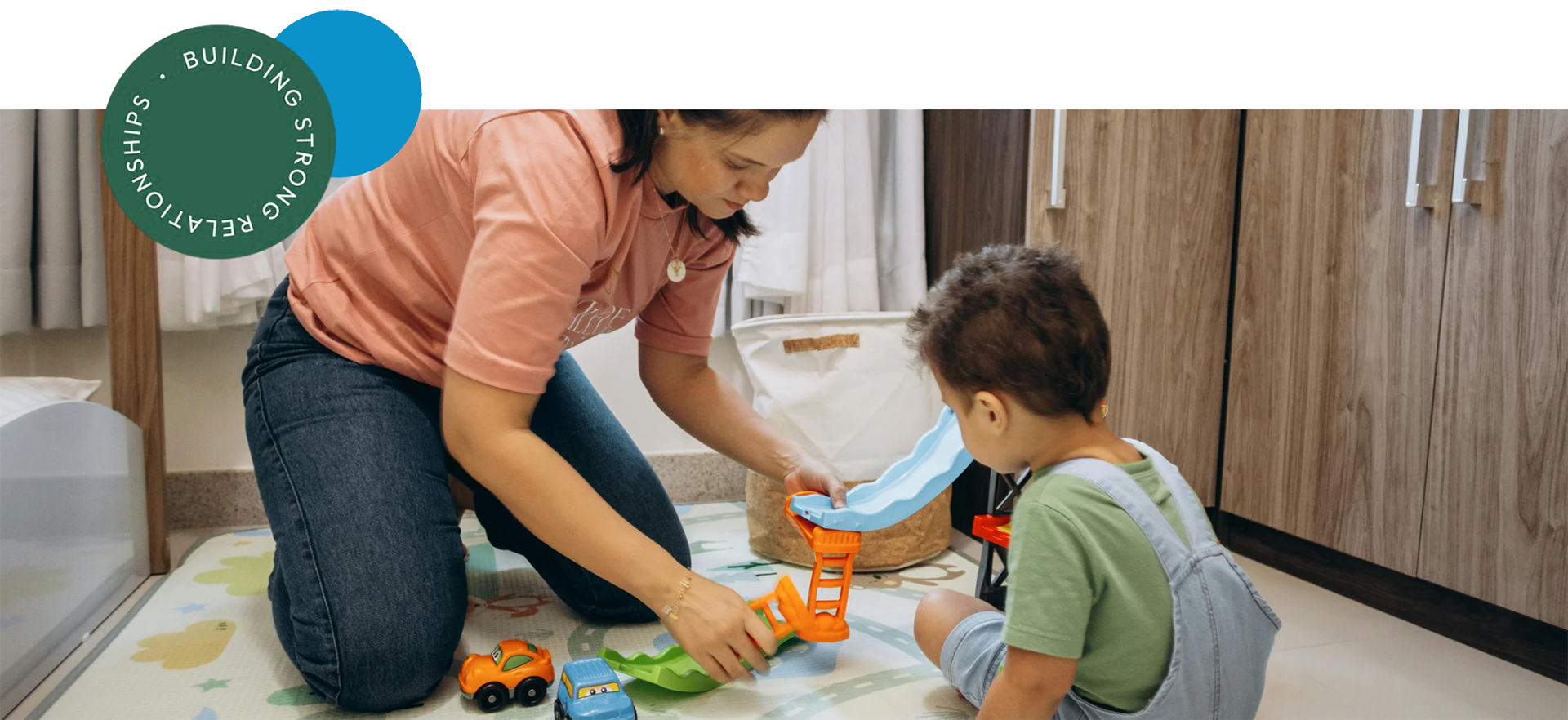 pcit-lp-img-circles-building-strong-relationships